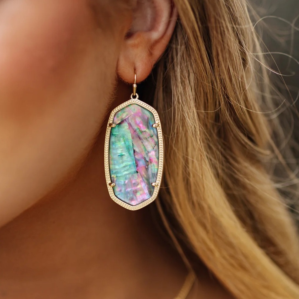 Kendra Scott Danielle earrings